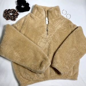 Fuzzy Half-zip